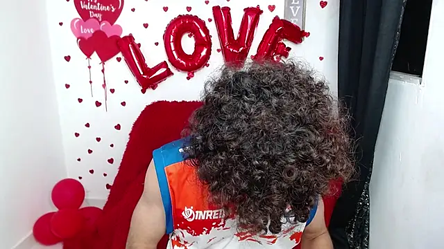 Caius fox online show from February 2026 11:06:02 AM