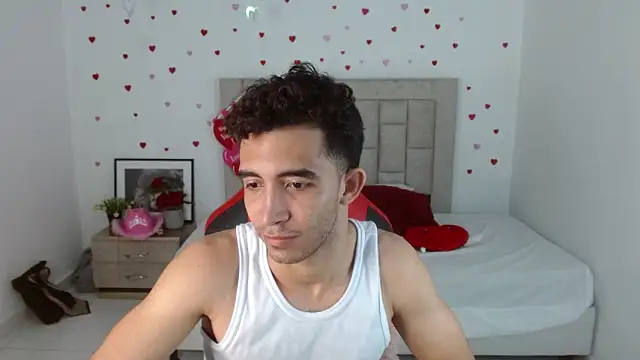 Caius fox online show from March 2026 11:21:02 AM