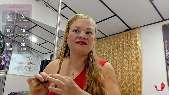 alicee  mature online show from April 2026 08:06:02 PM