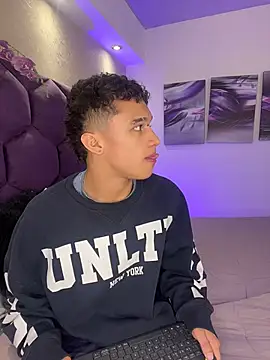 Dominik Souza online show from March 2026 08:21:02 PM