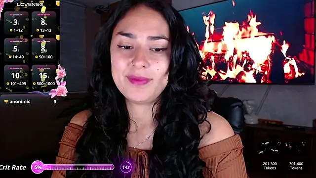 Snapshot of Iris_colette chatting on July 2026 11:51:02 PM Iris colette online show from July 2026 11:51:02 PM