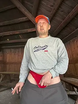 FrankdieSchwuchtel online show from April 2026 11:58:01 AM