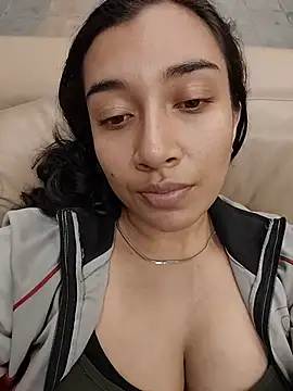 Robin H00t 2 online show from July 2026 12:24:01 AM