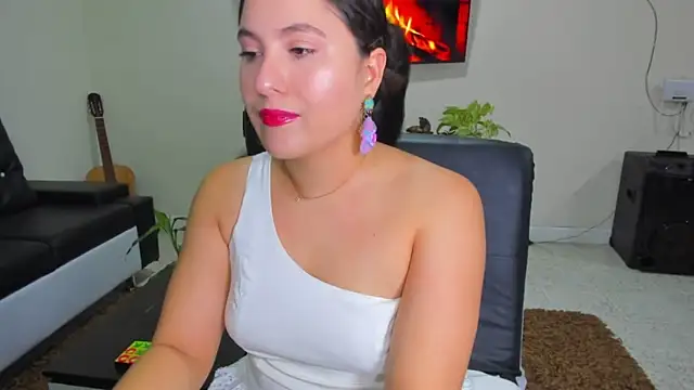 Alessandra 01 online show from June 2026 02:03:01 AM