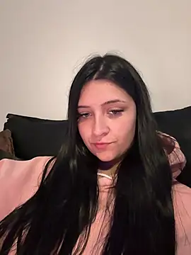 Snapshot of c00chi3Qu33n chatting on June 2026 07:36:01 PM c00chi3Qu33n online show from June 2026 07:36:01 PM