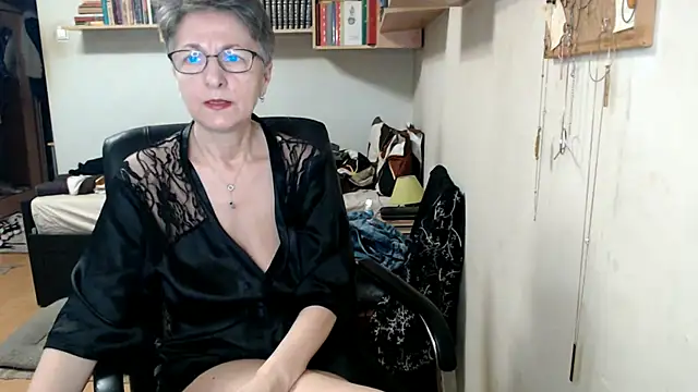 katemodel online show from October 2025 06:38:01 AM