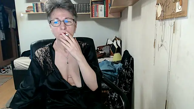 katemodel online show from October 2025 05:21:02 AM