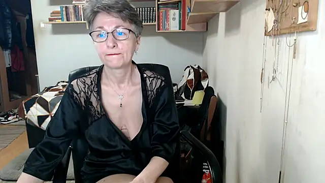 katemodel online show from October 2025 06:52:02 AM