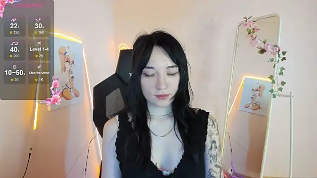 Snapshot of AliceeinWonderlanddd chatting on May 2026 02:19:01 AM AliceeinWonderlanddd online show from May 2026 02:19:01 AM