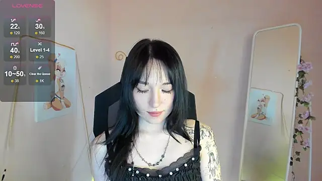 Snapshot of AliceeinWonderlanddd chatting on May 2026 03:22:02 AM AliceeinWonderlanddd online show from May 2026 03:22:02 AM