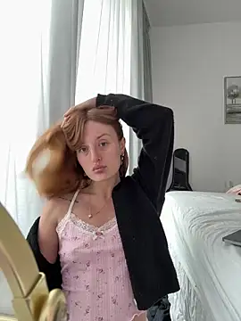 madlynn online show from February 2026 11:42:02 AM