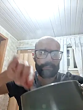 Snapshot of Robsonitj90 chatting on May 2026 01:13:01 AM Robsonitj90 online show from May 2026 01:13:01 AM