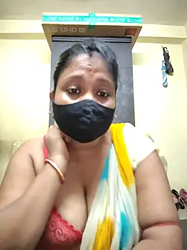 Curvy Trisha online show from June 2026 05:05:02 AM