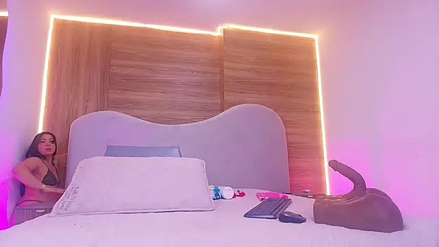 shaina adams online show from March 2026 11:59:02 AM