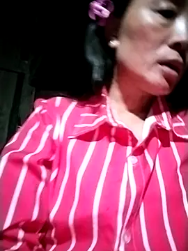 Snapshot of Neoone_1 chatting on April 2026 12:44:02 PM Neoone 1 online show from April 2026 12:44:02 PM