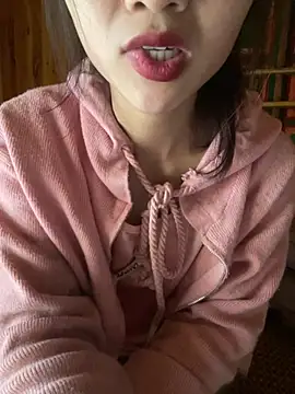 uyensexy online show from February 2026 02:31:02 AM