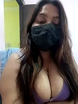 Aliya Hott online show from April 2026 04:12:01 PM