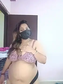 Aliya Hott online show from May 2026 05:24:01 AM