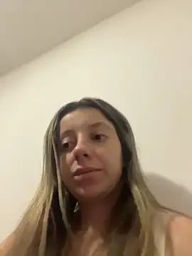 Snapshot of casal_uai chatting on June 2026 10:23:02 PM casal uai online show from June 2026 10:23:02 PM