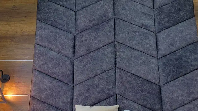 AnnieRouse   online show from March 2026 11:50:02 AM