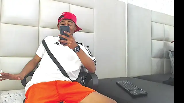 TonnyMarck online show from February 2026 02:53:01 AM