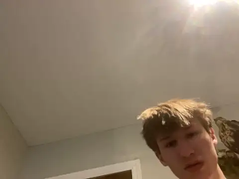 yourwhiteboy1 online show from March 2026 01:01:01 AM