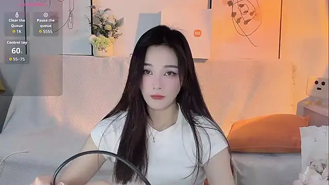 Snapshot of Lisa-295188 chatting on April 2026 08:26:01 AM Lisa-295188 online show from April 2026 08:26:01 AM