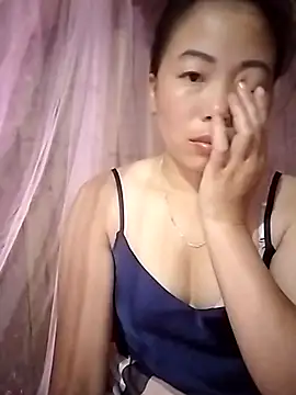 Snapshot of Ella-aa chatting on March 2026 09:42:01 PM Ella-aa online show from March 2026 09:42:01 PM