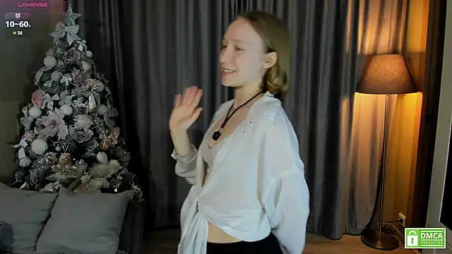 Cutie Ellis online show from May 2026 12:32:01 PM