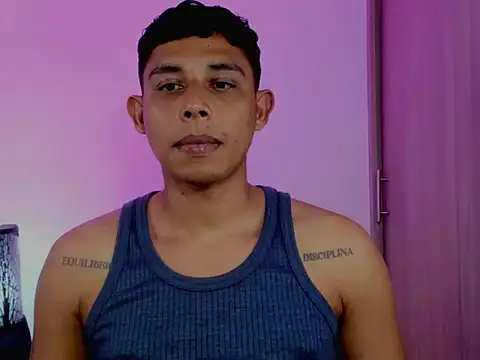 nilo2021 online show from April 2026 02:44:01 AM