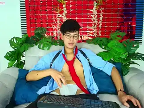 ThiiagoSaeenz online show from February 2026 03:13:02 PM