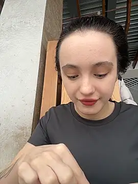 MiaTee online show from February 2026 04:27:01 AM