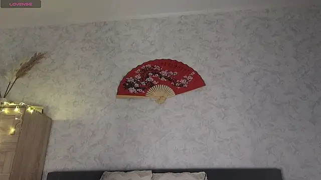 saya li11 online show from February 2026 05:57:02 AM