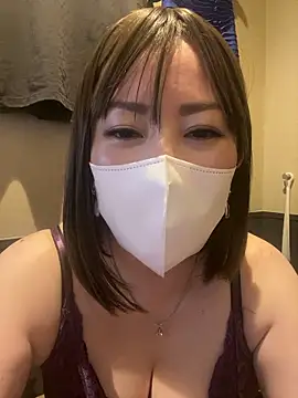 Mitsuco surflady online show from April 2026 01:39:02 PM