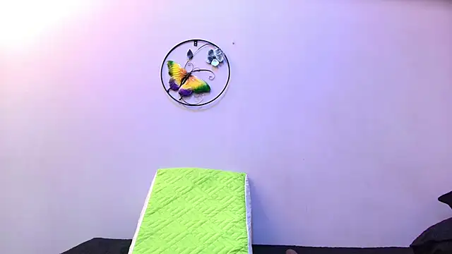 melany roberts  online show from March 2026 03:11:01 AM