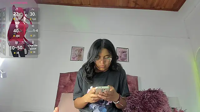 luna velveth online show from March 2026 02:28:01 AM