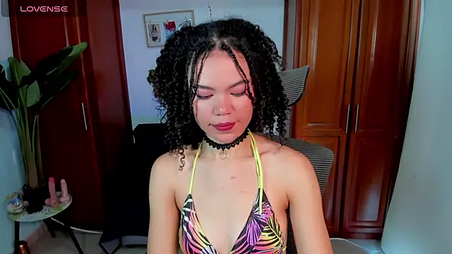 Snapshot of Monic_Bellucci chatting on February 2026 03:12:01 PM Monic Bellucci online show from February 2026 03:12:01 PM