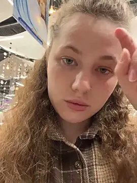 AsynaYuuki online show from March 2026 04:09:01 PM