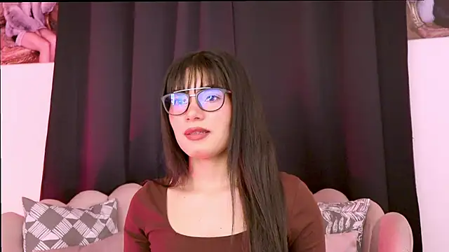 dakotacollins  online show from April 2026 02:55:01 AM