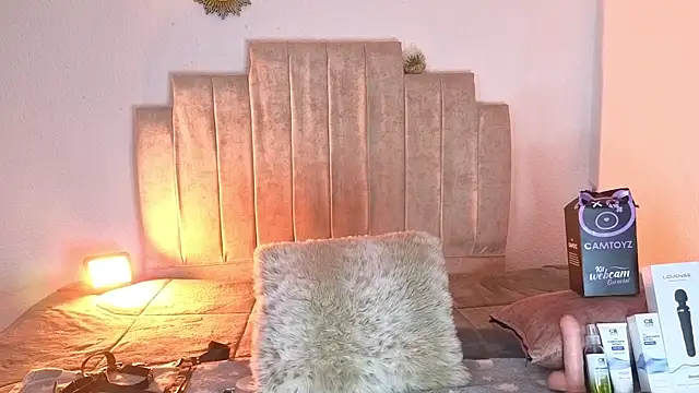 Petite pepper online show from March 2026 01:54:02 PM