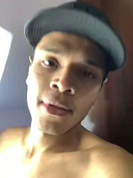 Alejandroo Montenegro online show from February 2026 11:16:02 PM