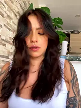 foxxy lover online show from February 2026 07:47:02 PM