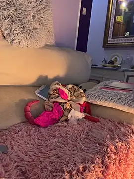 MelaFoxx online show from February 2026 07:09:02 AM