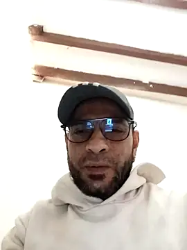 yoahotpetrafiery online show from February 2026 10:39:02 PM