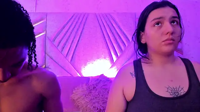 Snapshot of dafne_and_erick_ chatting on July 2026 04:38:01 AM dafne and erick online show from July 2026 04:38:01 AM