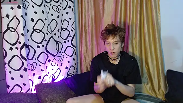 Snapshot of DannyParker_ chatting on July 2026 08:29:01 AM DannyParker online show from July 2026 08:29:01 AM