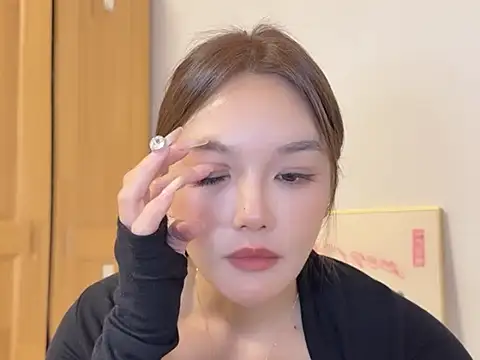 leilei660 online show from February 2026 11:02:01 AM