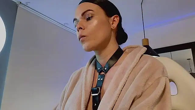 verodeli online show from January 2025 06:14:01 PM