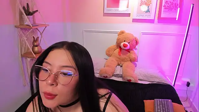 Dafne Grace online show from February 2026 11:03:02 AM