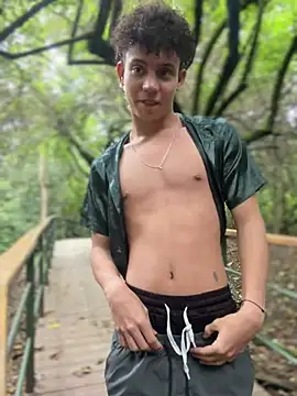 yoursexyjose online show from April 2026 07:58:01 PM